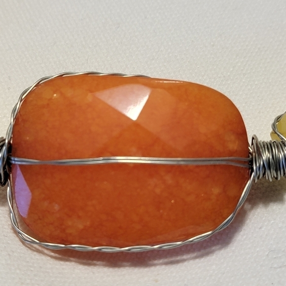 Stone Necklace and Glass Bead Bracelet Set - Picture 3 of 9